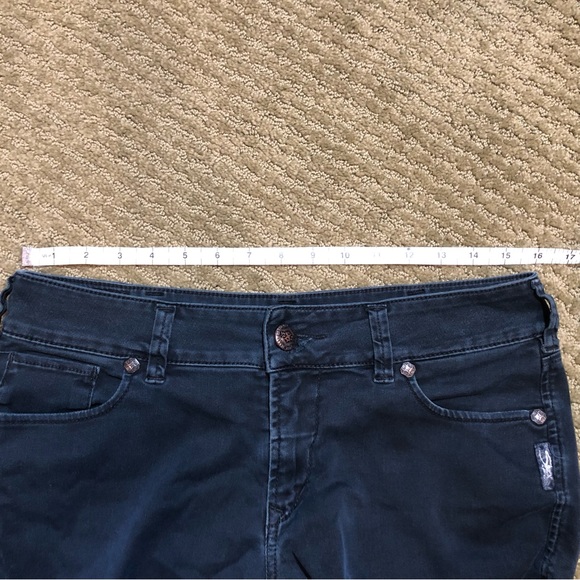 Silver Suki Slim Black Jeans size 31 - Picture 9 of 11